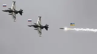 Минута до смерти! Украинская зенитная ракета большой дальности сбивает российский Су-25, пилот погиб