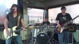 ROADHOUSE BLUES - KEVIN LUCAS BAND - AT LOCKIES