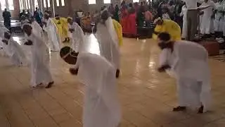 Turaguhaya Turakuyaga Tugusenga(Kyrie&Gloria) – Cathédrale Muyinga
