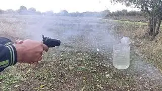black powder revolver Colt peperbox 36 cal. Pietta slow motion shooting