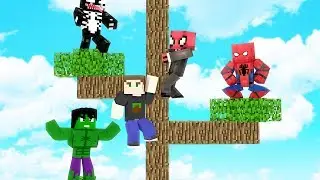 FAKİR S&Uuml;PER KAHRAMANLAR AĞACINA TIRMANDI! 😱 - Minecraft