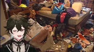 VTUBER VS COCKROACH
