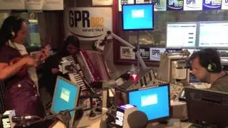 The Sirens Live on 6PR Radio