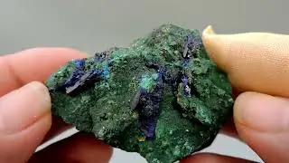 Azurite crystals on malachite from Morocco &ndash; miniature