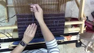 Weaving-managing weft and stick shuttle tips