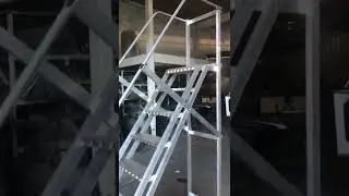 Finalizando mais uma fabricacao de escada de alum&iacute;nio para cliente em Bras&iacute;lia