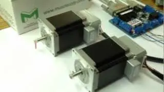 Mini CNC By COOL MUSCLE CM1-P-23L20C Servo Motor Driver  Test