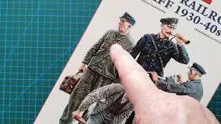 Miniart 1/35 German Railroad Staff 1930 - 40's - Kit Review