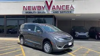 2019 Chrysler Pacifica with VMI Northstar Conversion at Newby Vance Mobility Guthrie Oklahoma