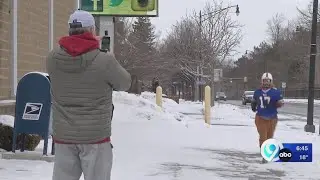 Bills fan continues traditional 17-mile run to Highmark Stadium for charity