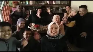 Org kampong beraya di Melaka