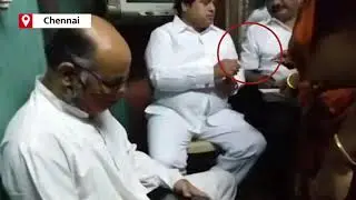 AIADMK leader distributing money for the vote | ETV Bharat