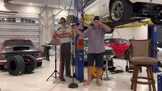 East Bound and Down - Jerry Reed - Chris J Barefoot Garage Karaoke 8/9/22