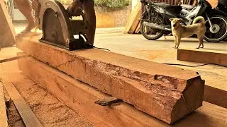 Incredible Skills Woodworking // The Most Beautiful Monolithic Sculpture Carved Hardwood Table