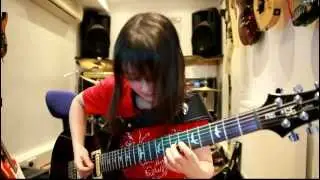 9 year old girl guitarist Freya plays Back In Black by AC/DC