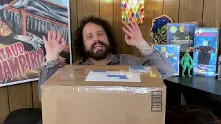 Surprise gift unboxing - custom action figures - Raymond Castile's Basement of Horror - S4, Ep.16