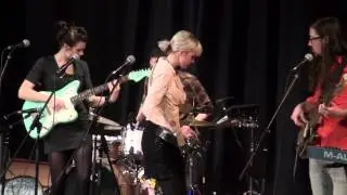 Larkin Poe@Barnsley Horizon Center 2013