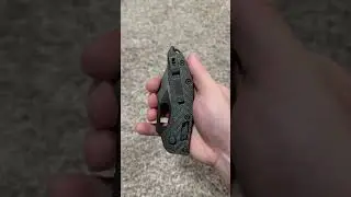 Microtech Stitch ramlok fluted carbon fiber handle scales DLC s/e knife