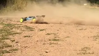 KYOSHO MP9e Tki3 1/8 BUGGY - HUGE JUMPS HILLCLIMBS & DUST - 4s BRUSHLESS