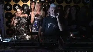 Vinylroom 5