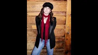Live From the Dome: Liz Barnez