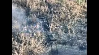 Ukrainian T-72 Tank Charges Directly At Russian Trench