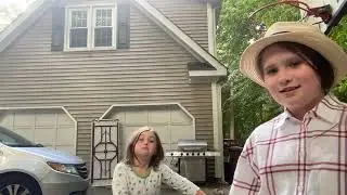 Awesome girls singing