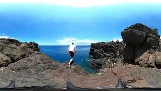 Cliff Diving Ka Lae Hawaii South Point - North Pacific Ocean