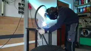 Schwei&szlig;en im Spr&uuml;hlichtbogen - Kehlnaht in Wannenlage geschwei&szlig;t