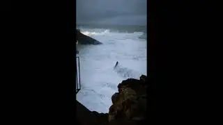 Sightseers Run For Cover as Wave Slams France&rsquo;s Basque Coast