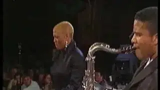 Dee Dee Bridgewater