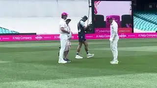 Australia players&rsquo; long discussion with ground staff at Sydney Cricket Ground