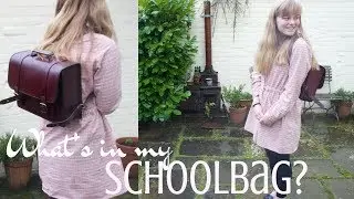 What's in my Schoolbag? || Old Fashioned Edition / Organised