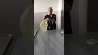 Böyle peynirli açma görülmemiş büyük usta döktürüyor