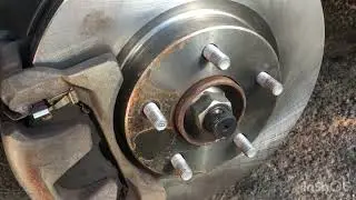 2010 Nissan Altima Coupe CVT Left CV Shaft Replacement