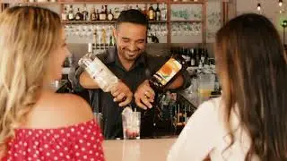 Hora Loca at Pisco y Nazca