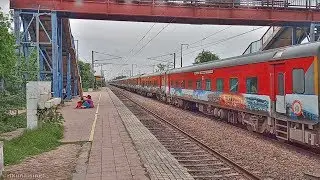 12581 MUV NDLS SF EXPRESS with 30123 GZB WAP5.
