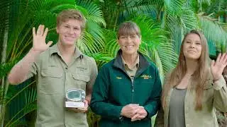 Best International Reality Series | Crikey! It's The Irwins | Terri, Robert & Bindi Irwin