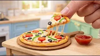 World&rsquo;s Smallest Pizza | Miniature Cooking