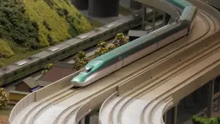 【さまざまな列車と並走！】JR東日本　東北新幹線E５系「はやぶさ」　３月９日の鉄道模型の店「ポポンデッタ」のレイアウト４（イオンモール川口店）