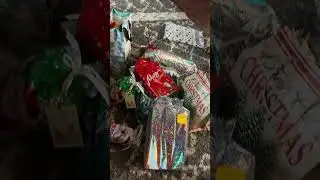 2025 kids opening present.