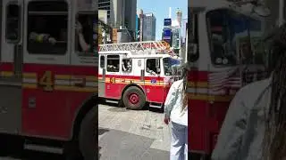 New York Fire Engine / Ladder Truck - FDNY