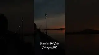 A mesmerizing sunset at Dal Lake, Srinagar.. A heaven on earth