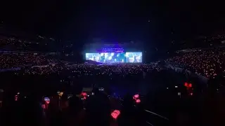 Pov: Jisoo performs “All eyes on Me” and “Flower” at MetLife stadium day 2