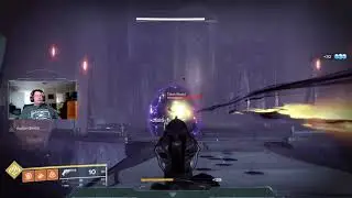 Buying Tinctures of Queensfoil in Destiny 2