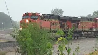 BNSF 5942 leads an empty coal train at Pacific Junction, Iowa.