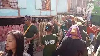 IRAMA BUNGIN. Kamis bergoyang