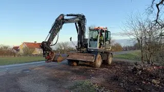 K&ouml;p Gr&auml;vmaskin Terex TW110 p&aring; Klaravik
