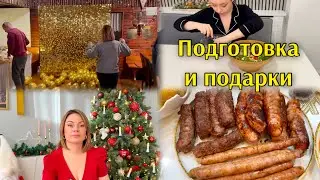 По магазинам за подарками/ декорируем зал