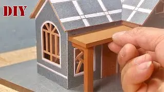 DIY - The man builds tiny houses professionally